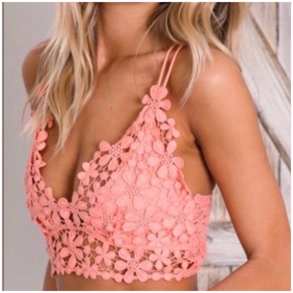 Pretty Girl Swag Fashion Tops - <LAST>Peach Floral Crochet Lace Bralette Top